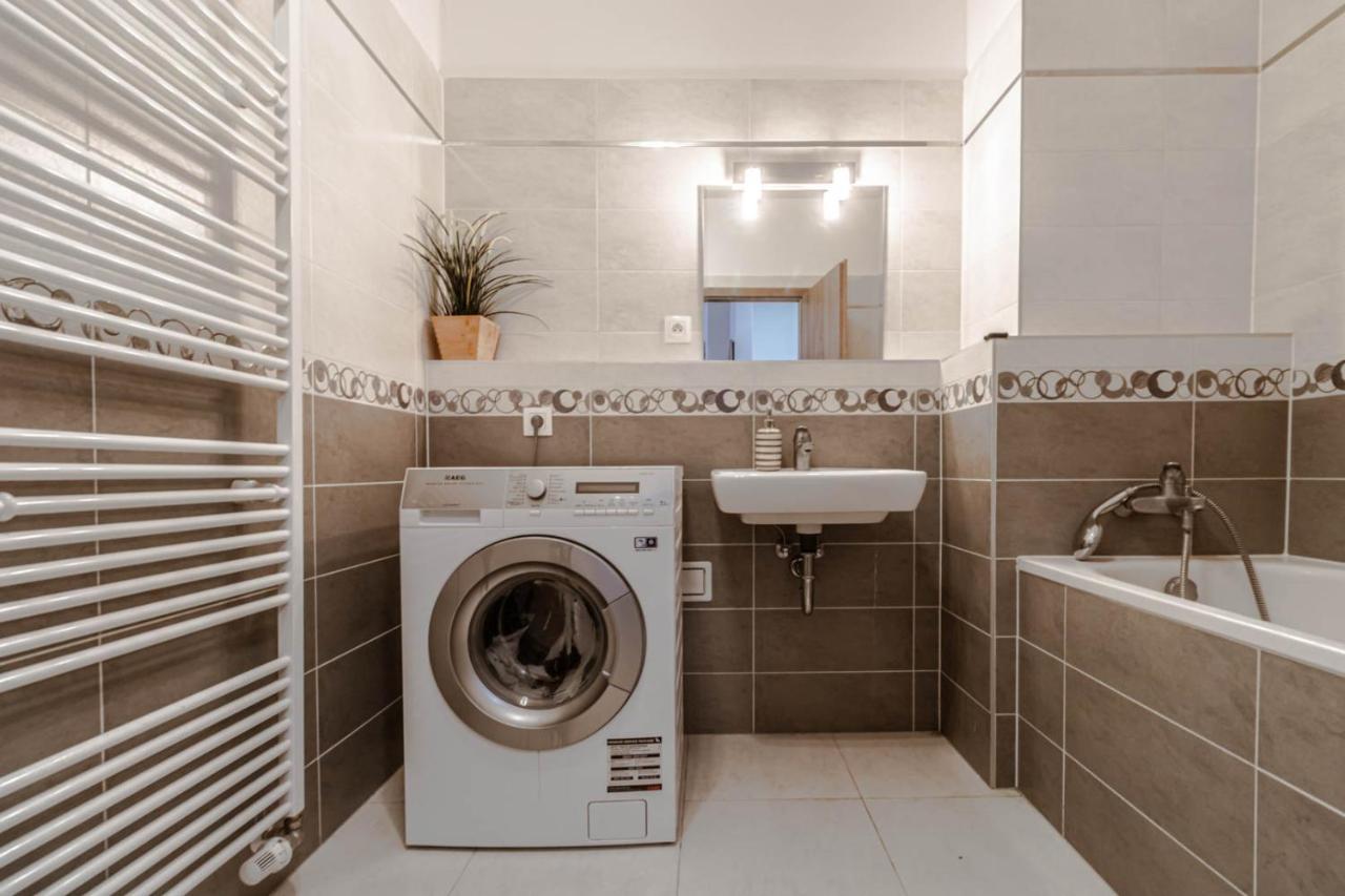 Apartament Moderny Byt V Sirsom Centre Bratysława Zewnętrze zdjęcie