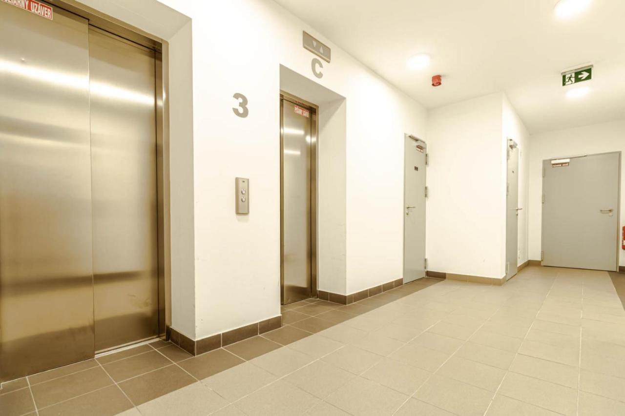 Apartament Moderny Byt V Sirsom Centre Bratysława Zewnętrze zdjęcie